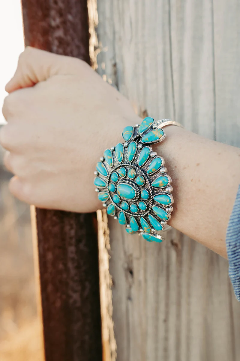 Jatasya Cuff Bracelet With Turquoise Seed Beads – N'an Lakoum