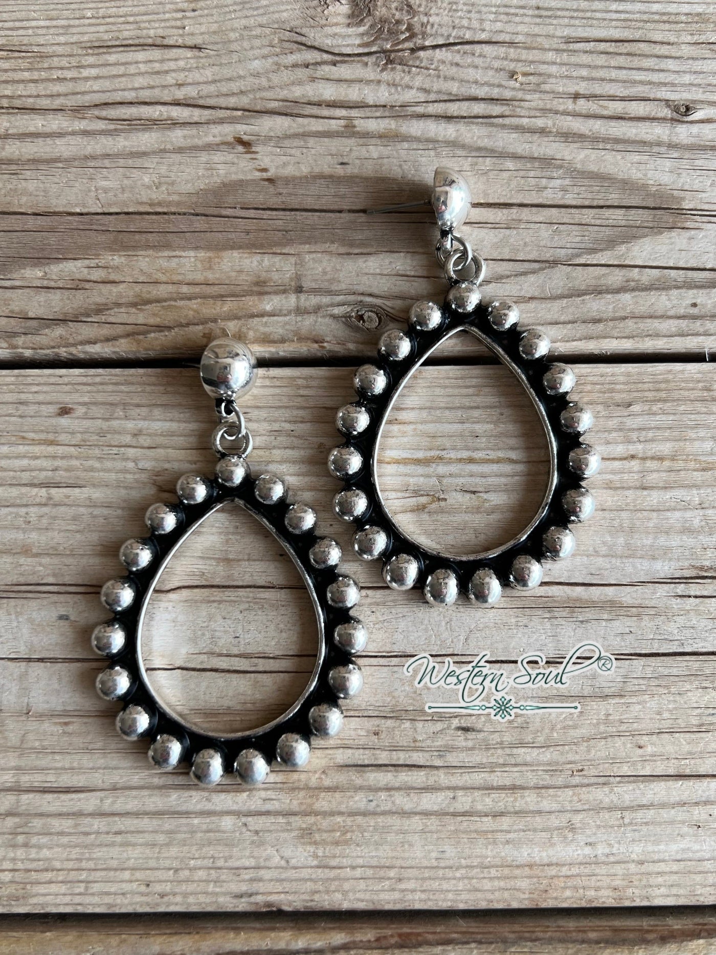 Tipi Earrings Silver Saddle Ridge Drops