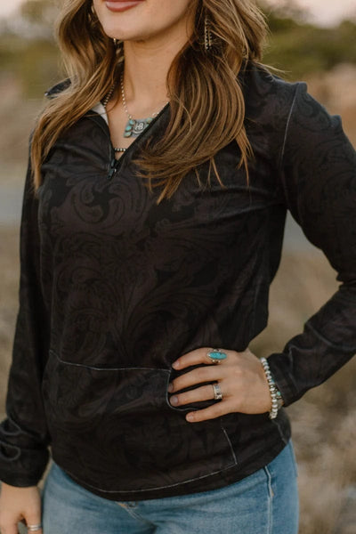Sterling Kreek Pullover Tooled In Black Pullover