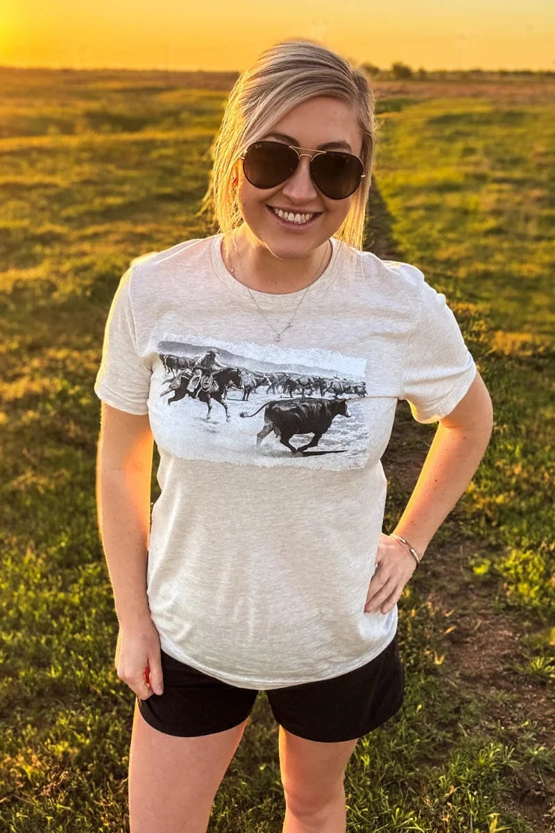 graphic tee  